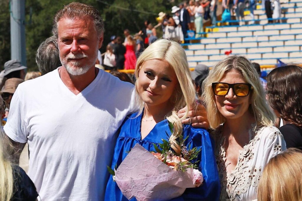 Tori Spelling, Dean McDermott attend daughter Stella’s high school graduation