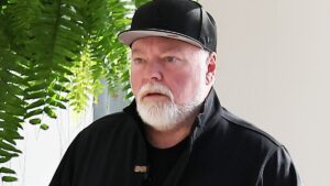 Kyle Sandilands is seen for the first time back at work as he films a mysterious show in his Vaucluse mansion