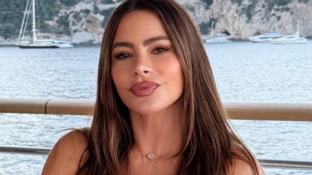 Sofia Vergara looks nowhere near 54 as she posts sizzling bikini snap from birthday trip to Italy