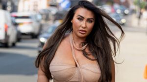Lauren Goodger beats the heatwave in a strapless top and shorts as she films TOWIE with Amber Turner and Sophie Kasaei
