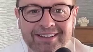 Declan Donnelly’s fans go wild as he debuts new beard but is mercilessly mocked by Ant McPartlin: ‘I didn’t think it could happen!’