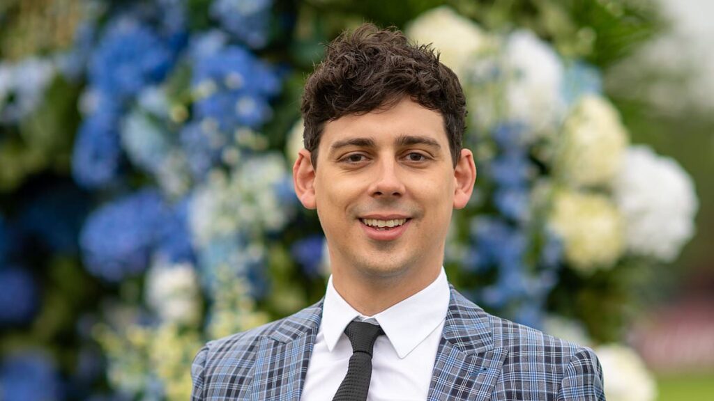 Comedian Matt Richardson takes another swipe at Chris Evans and says he ‘should retire’ as he reignites their feud