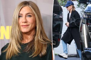 Jennifer Aniston’s favorite New Balance sneakers are on sale at Nordstrom