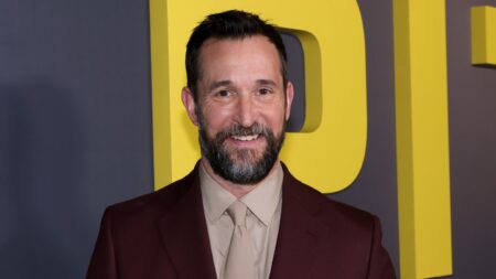 Noah Wyle Missed Out on Role in Oscar-Winning Movie Because He “Couldn’t Get Out” of ‘ER’ Filming