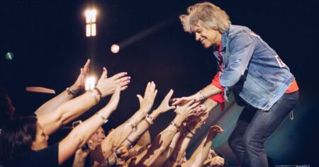 Jon Bon Jovi sparks concern after cutting New York concert short, Entertainment News
