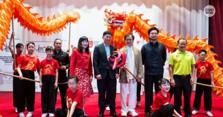 Jackie Chan tells Pei Chun students their success is because of their own efforts and not a cane, Entertainment News