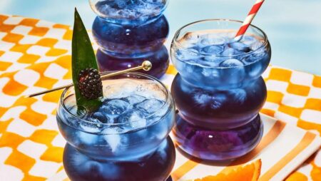 Bored of Plain Iced Tea? This Delicious Color-Changing Brew Is Summer’s Prettiest Sip