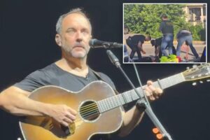 Singer Dave Matthews pauses concert to condemn ICE ‘a–holes’ for Houston death