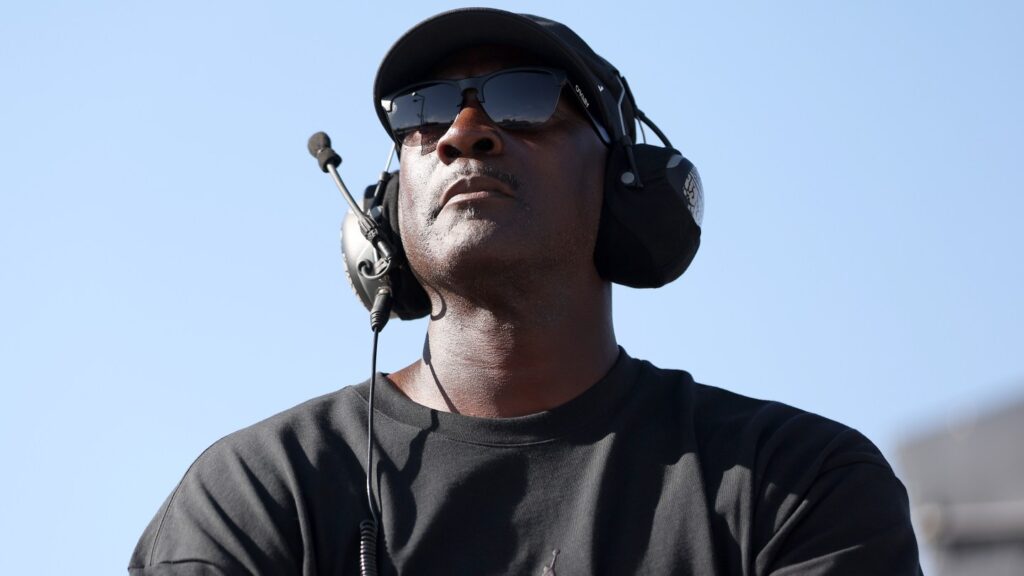 Why Upper Deck is Reminiscing About a Viral Michael Jordan Marketing Stunt From 1992
