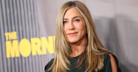 Jennifer Aniston Confirmed It — This Universally-Flattering Print Is Dominating Summer 2026