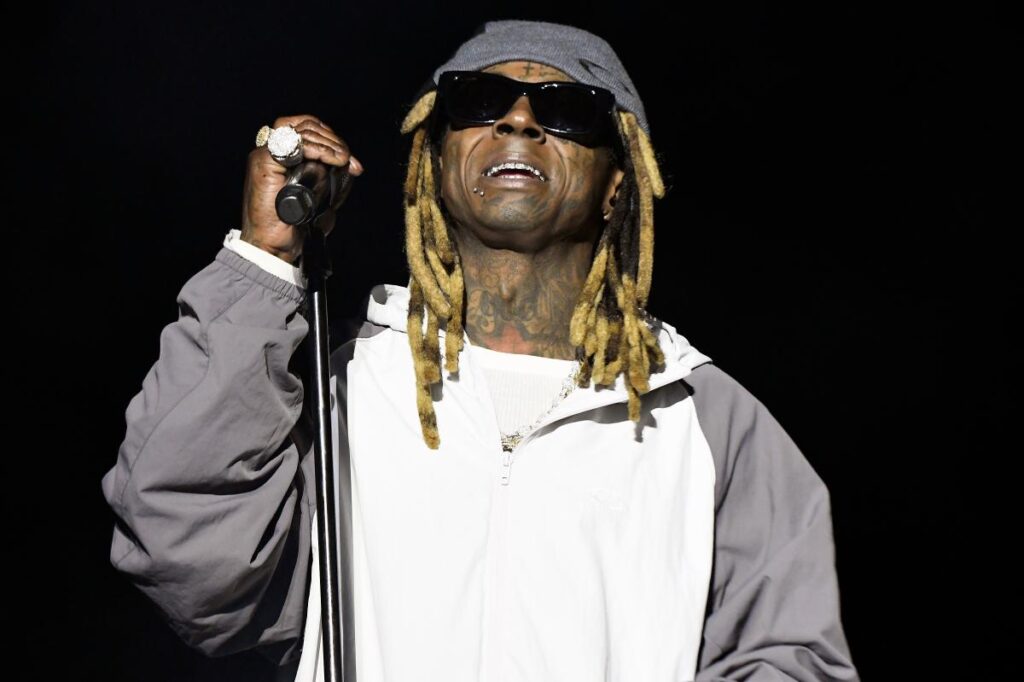 Lil Wayne no-shows opening tour concert in Maine, leaving furious fans waiting