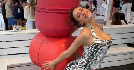Elsie Hewitt Rocks Zebra-Print Set for ‘Mum’s Night Out’ 7 Months After Welcoming Baby Girl