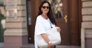 You’re Guaranteed to Look Rich in These Surprisingly Elegant Blouse Styles That Beat the Summer Heat — From $7