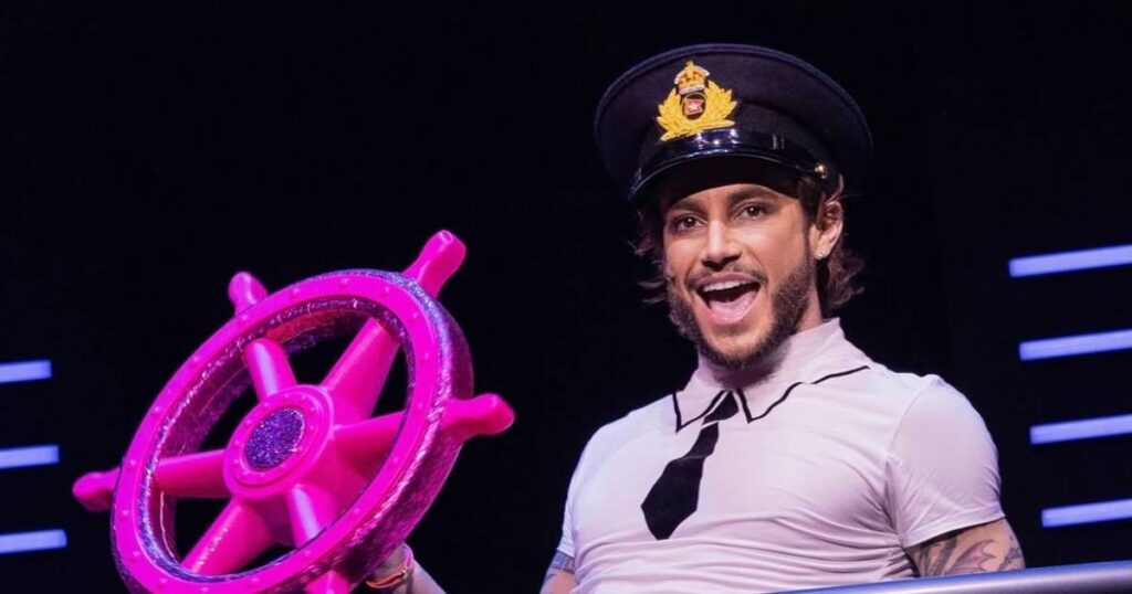 Frankie Grande suffers concussion after getting hit with prop on stage, Entertainment News