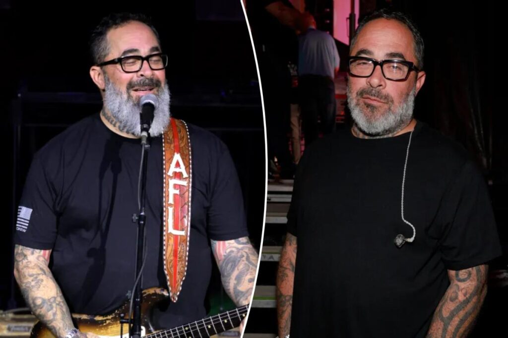 Aaron Lewis says his politics led the music industry to turn its back on him