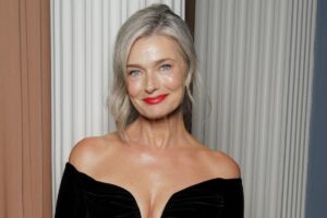 Paulina Porizkova’s favorite Estée Lauder serum is discounted at Nordstrom’s Anniversary Sale