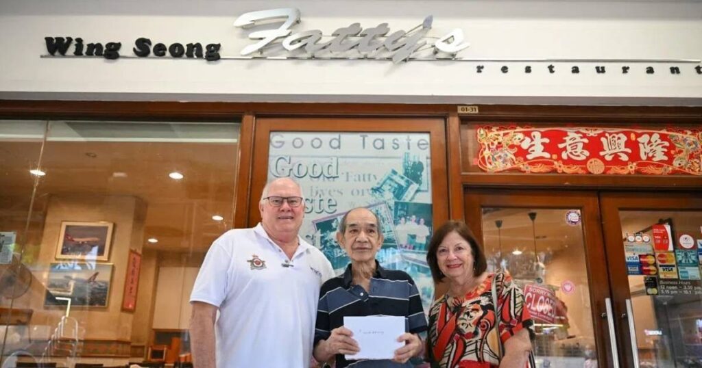 Air crew bid farewell to century-old restaurant Wing Seong Fatty’s, Lifestyle News