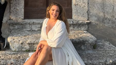 Kelly Brook revisits her wedding venue on their fourth anniversary in the sunshine after storm hit their big day