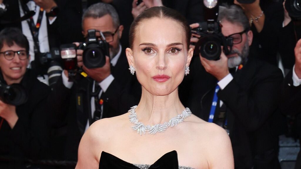 ‘Natalie is p****d’: Insiders reveal truth behind ‘diva’ rumors circulating about Portman… as biting new book paints unflattering portrait of an out-of-touch movie star