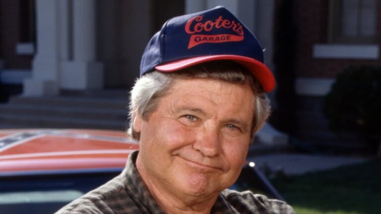 Dukes Of Hazzard star and former U.S. congressman Ben Jones dead at 84