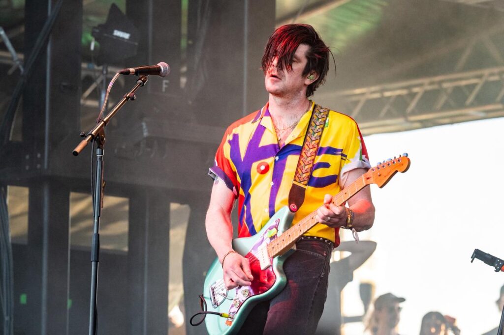 Modest Mouse guitarist Simon O’Connor speaks out after being kicked off band’s tour for messaging minor