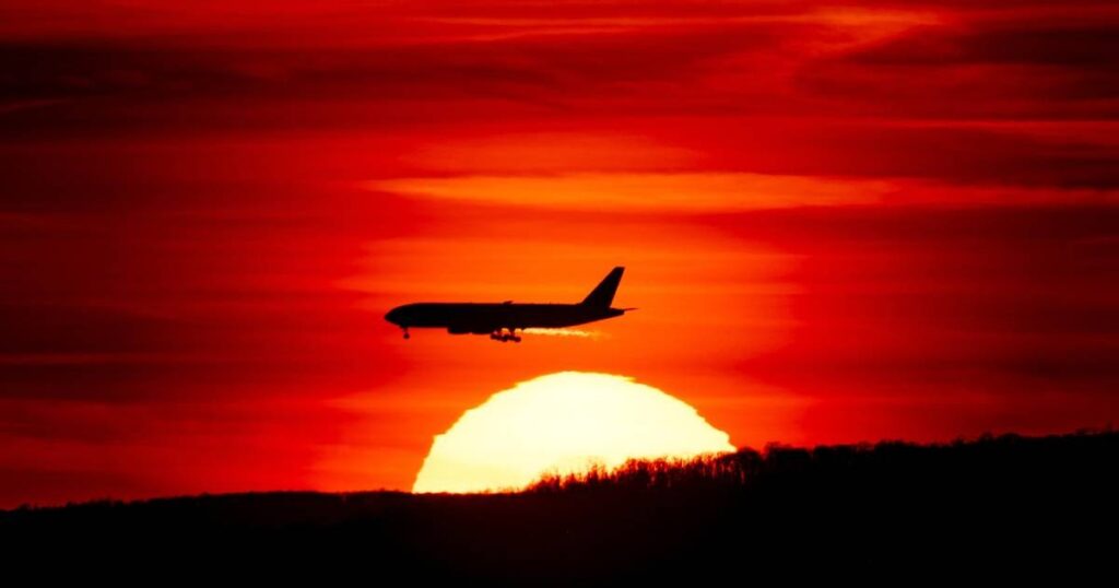 Flight attendants and pilots have highest risk of dying from radiation-linked cancers, study says, Lifestyle News