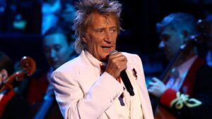 Rod Stewart Cancels Farewell Tour Dates After Coronary Stent Procedure