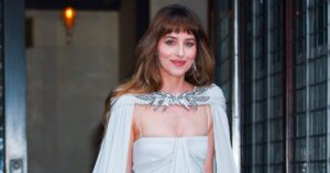 Dakota Johnson Is Skipping Summer Sandals for This Fall-Ready Shoe Style We’re Copying for $22