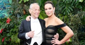 Jennifer Grey Details Mom Jo’s Reconciliation With Ex-Husband Joel Before Death: ‘All Is Forgiven’