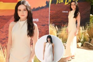 Julia Antonelli wore this $158 Aritzia dress to ‘Outer Banks’ Season 5 premiere