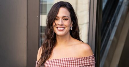 Ashley Graham Stuns in a Luxe-Looking One-Piece Swimsuit — This ‘Slimming’ $25 Pick Is Nearly Identical