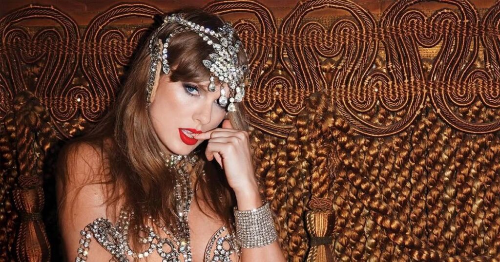 Taylor Swift will be youngest writer ever inducted into Nashville Songwriters Hall of Fame, Entertainment News