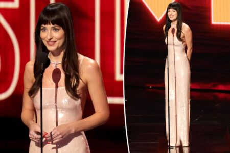 Dakota Johnson introduces Taylor Swift at VMAs 2026 in sequined gown