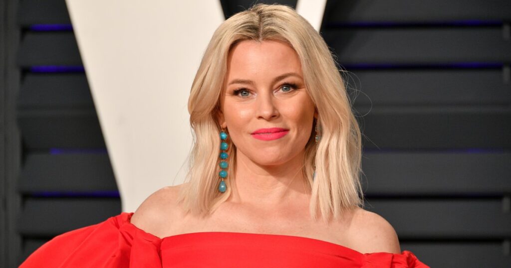 Elizabeth Banks’ Rich Mom Sweater Nailed Fall 2026’s Hottest Neutral Color Trend — No, It’s Not Chocolate Brown