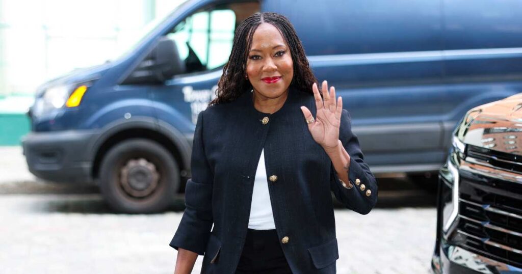 Regina King Just Swapped Basic Black Pumps for Fall’s Richest-Looking Shoe Color