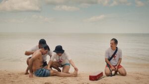 ‘Hombre Al Agua’ Review: Gael García Bernal’s Chaotic Mexican Dramedy Has a Hard Time Staying Above Water
