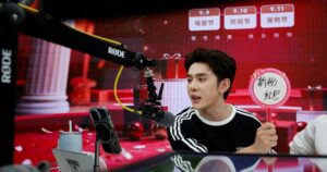 China’s ‘Lipstick King’ confronts slower growth, AI disruption in livestream shopping, Lifestyle News