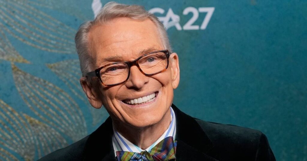 Bob Mackie, designer to the stars who dressed Cher and Marilyn and defined ’70s glamour, dies at 87, Entertainment News